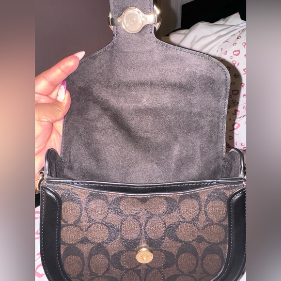 Coach Purse - Picture 6 of 7